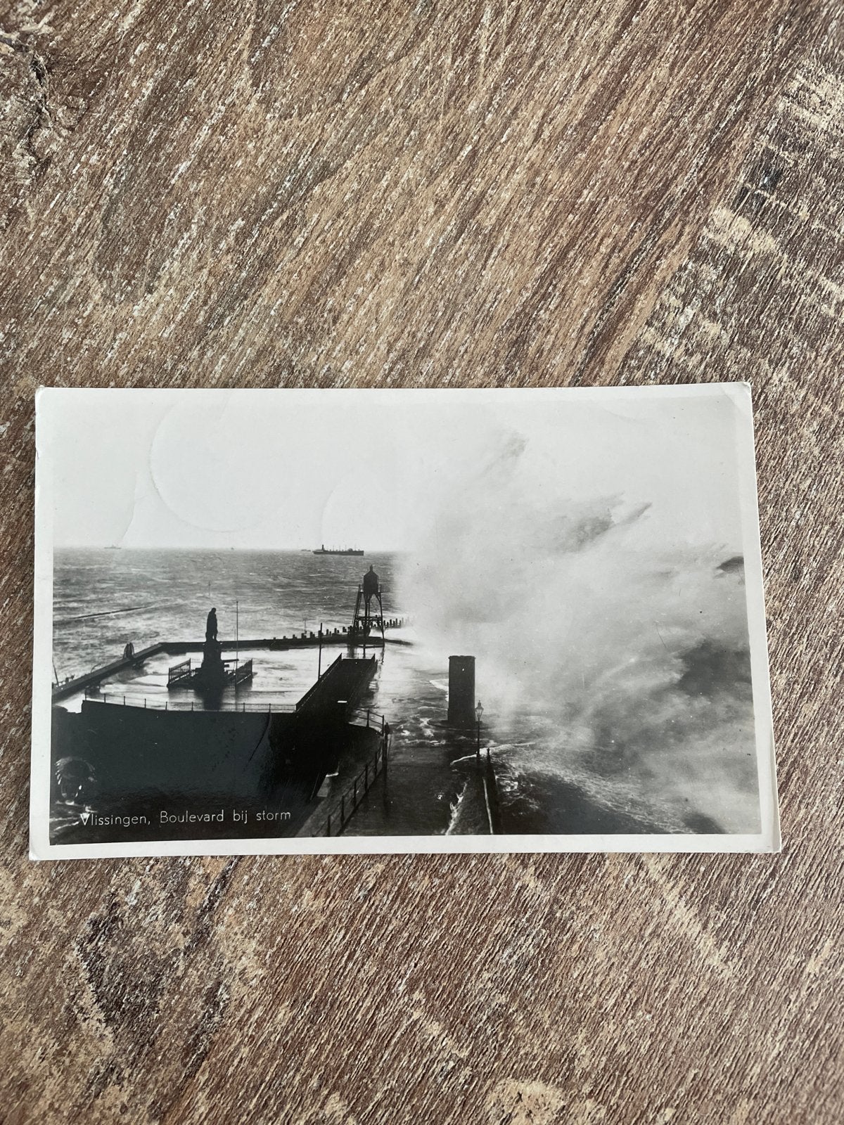 Oude ansichtkaart Vlissingen, Boulevard bij storm, Ophalen of Verzenden, 1940 tot 1960, Gelopen, Zeeland
