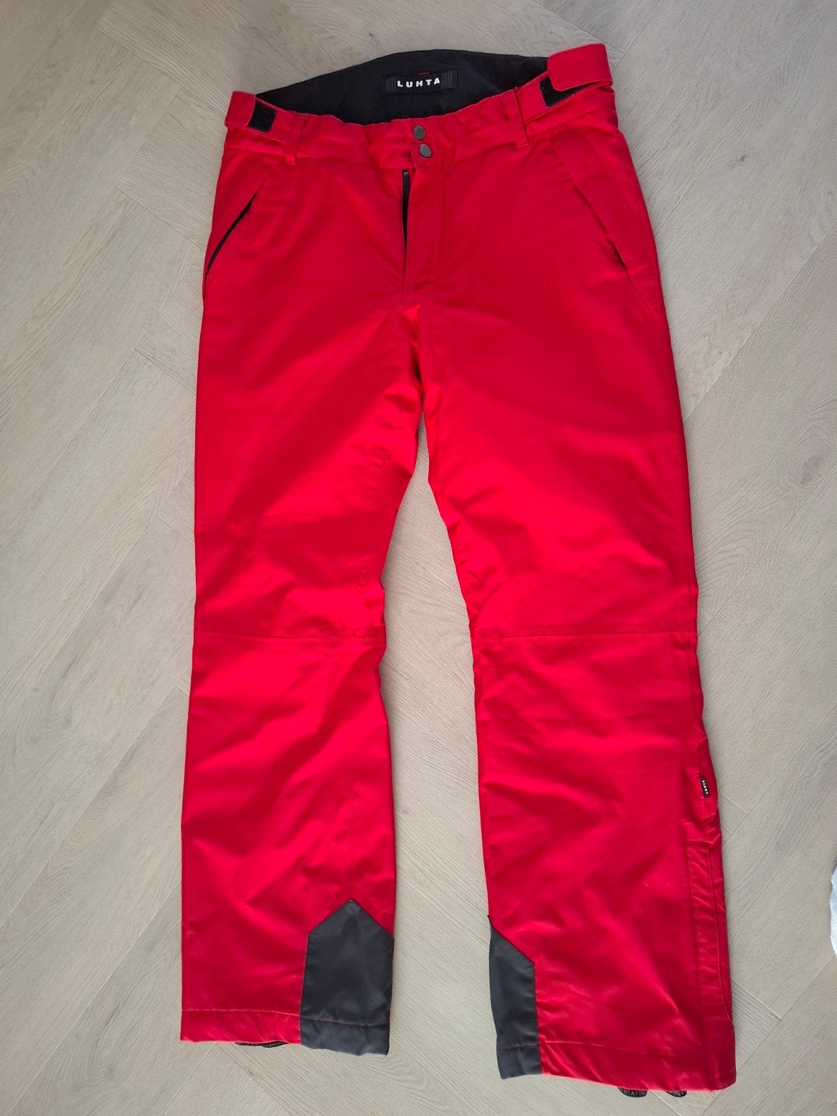 Luhta skibroek heren rood maat 54, Broek, Maat 52/54 (L), Ophalen of Verzenden, Gedragen