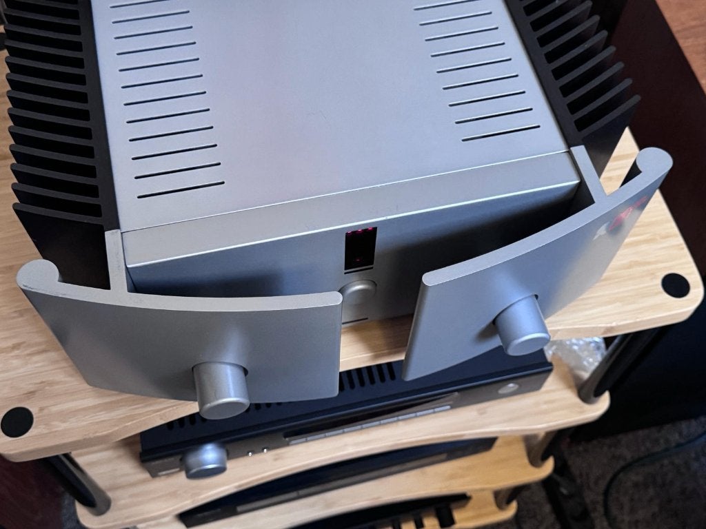 revel le-1 / Subwoofer versterker, 120 watt of meer, Ophalen, Overige merken, Gebruikt