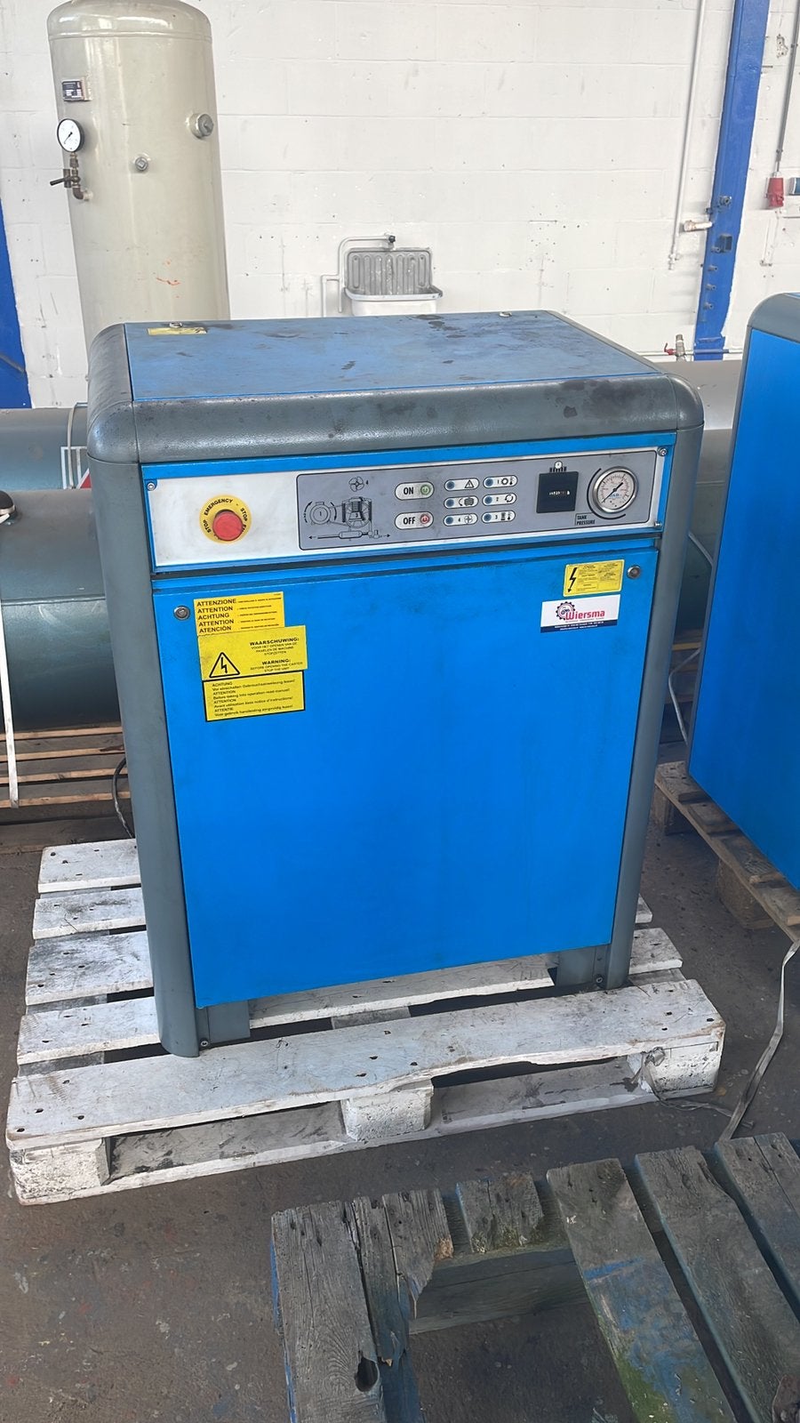 Airpress APS 900 compressor + 500 lit drukvat, Doe-het-zelf en Verbouw, Compressors, 100 liter of meer, Ophalen of Verzenden, Zo goed als nieuw