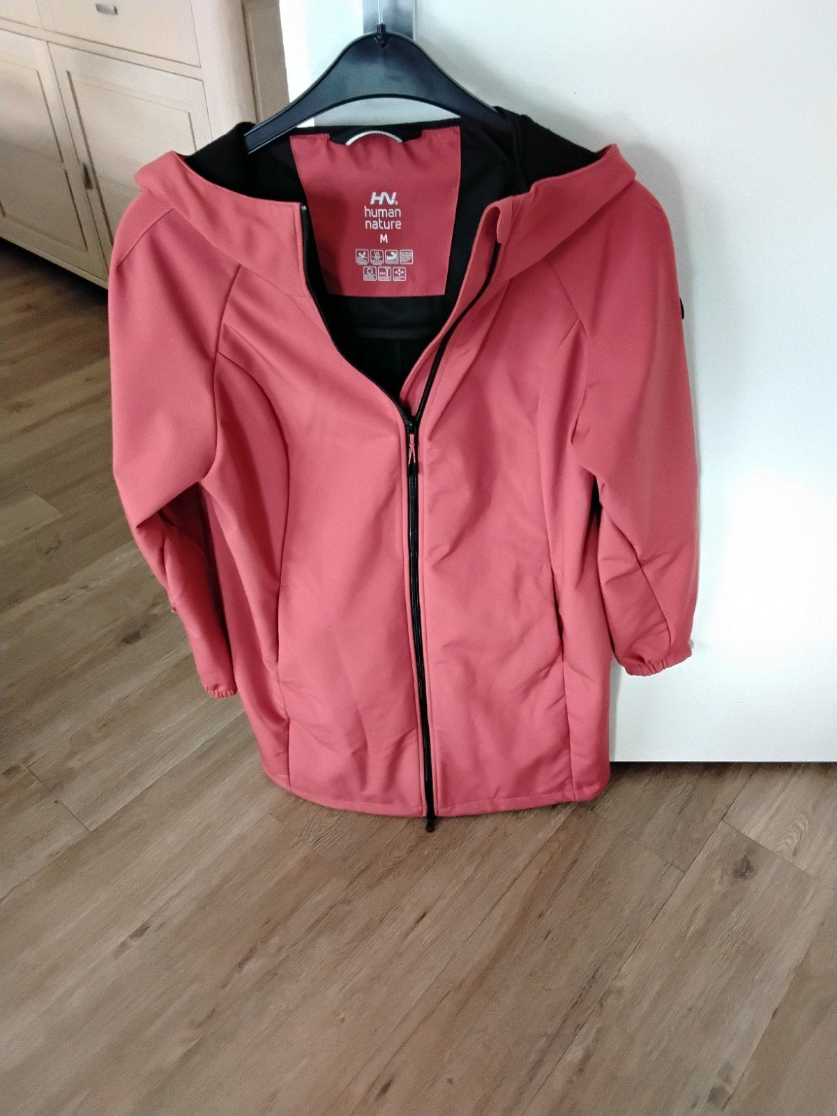HV Human Nature Softshell Jas Maat M, Kleding | Dames, Jassen | Zomer, Nieuw, Maat 38/40 (M), Rood, Ophalen of Verzenden