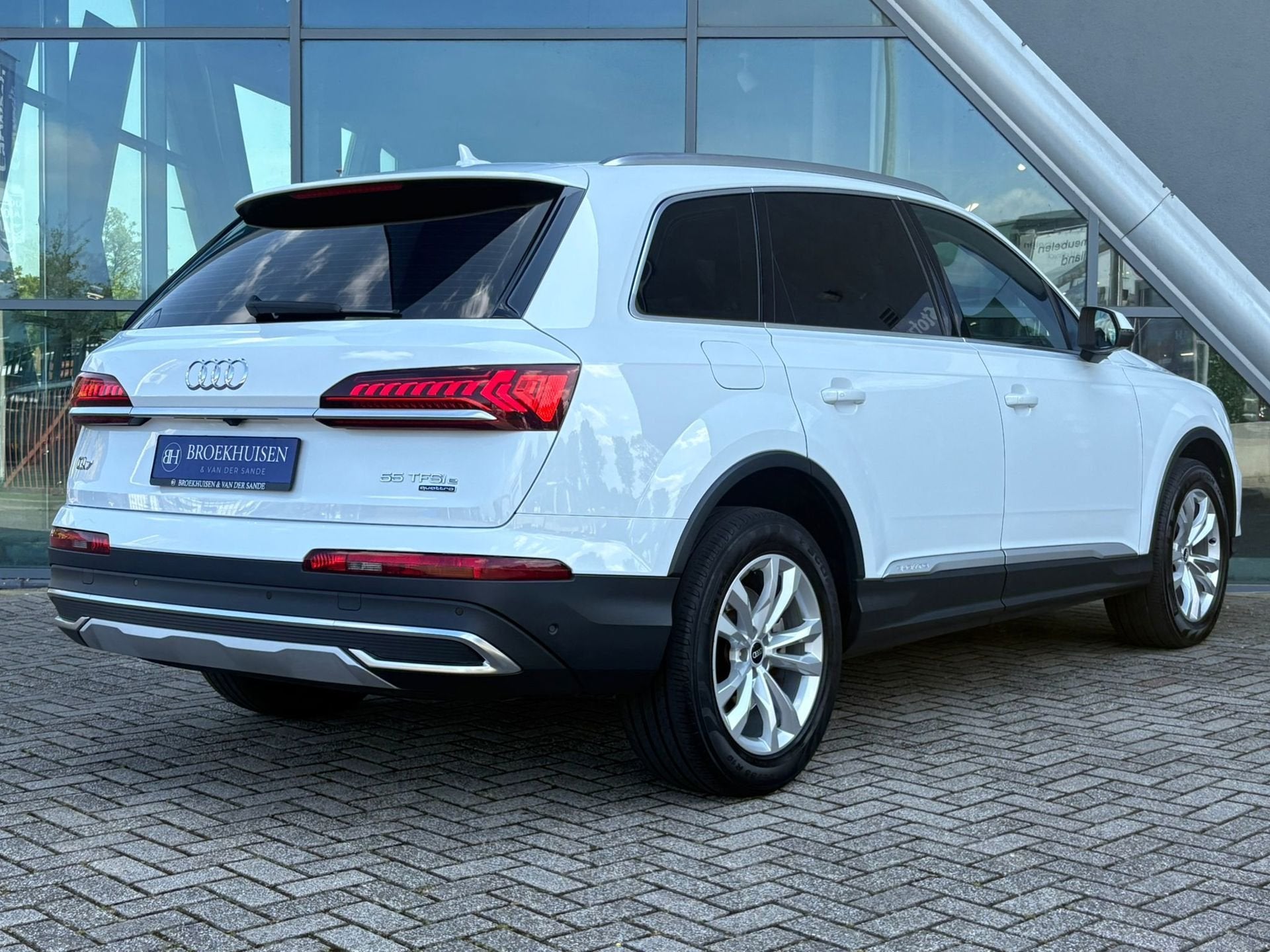 Audi Q7 55 TFSI e Plug in Hybride SOH 97,6% quattro Pro Line, Auto's, Automaat, Gebruikt, 2995 cc, Wit