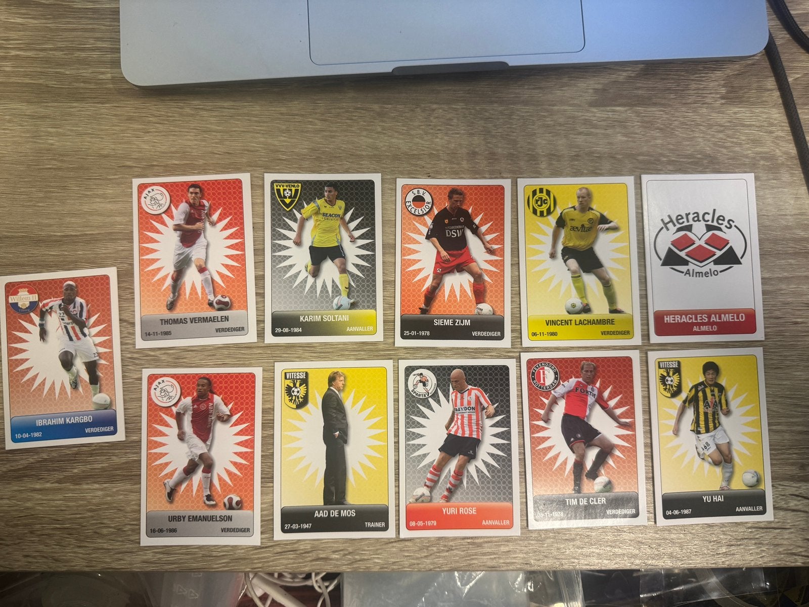 11 Eredivisie / Plus kaartjes, Ophalen of Verzenden, Zo goed als nieuw, Buitenlandse clubs, Poster, Plaatje of Sticker