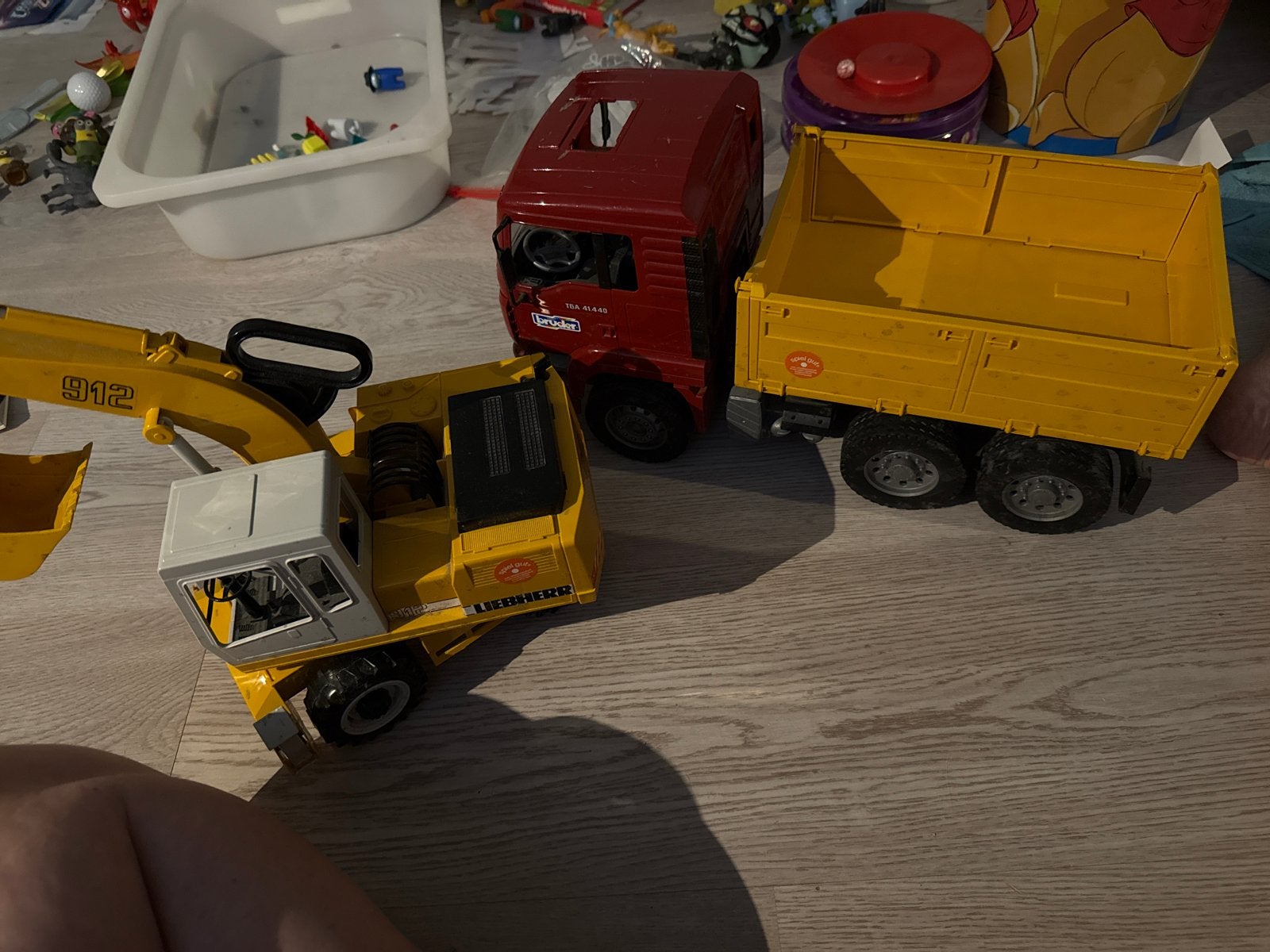 Bruder Liebherr Graafmachine en Vrachtwagen Speelgoedset, Kinderen en Baby's, Speelgoed | Speelgoedvoertuigen, Gebruikt, Ophalen