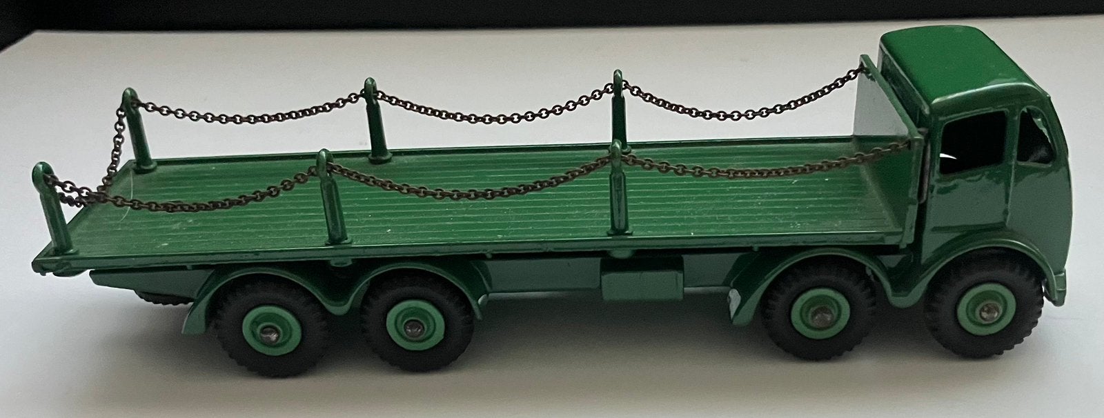 Oude Dinky Toys No.905 Foden Flat Truck with chains mint, Ophalen of Verzenden, Nieuw, Bus of Vrachtwagen, Overige merken