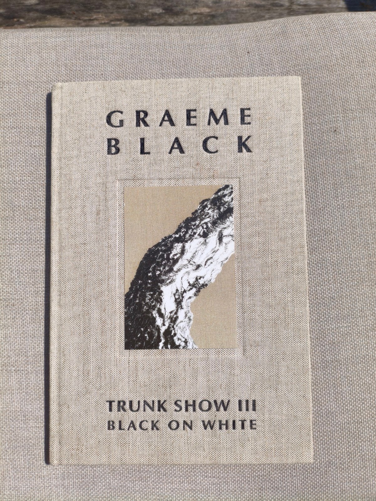 Graeme Black - Trunk Show III Black on White (gesigneerd), Fotografie algemeen, Ophalen of Verzenden, Zo goed als nieuw, Graeme Black