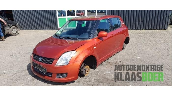 Motorkap van een Suzuki Swift (ZFMC17), Gebruikt, -, -, Ophalen of Verzenden