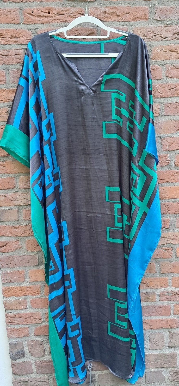 Lange Kaftan Jurk met Geometrisch Patroon, Kleding | Dames, Jurken, Yoland, Ophalen of Verzenden, Zo goed als nieuw, Meerkleurig