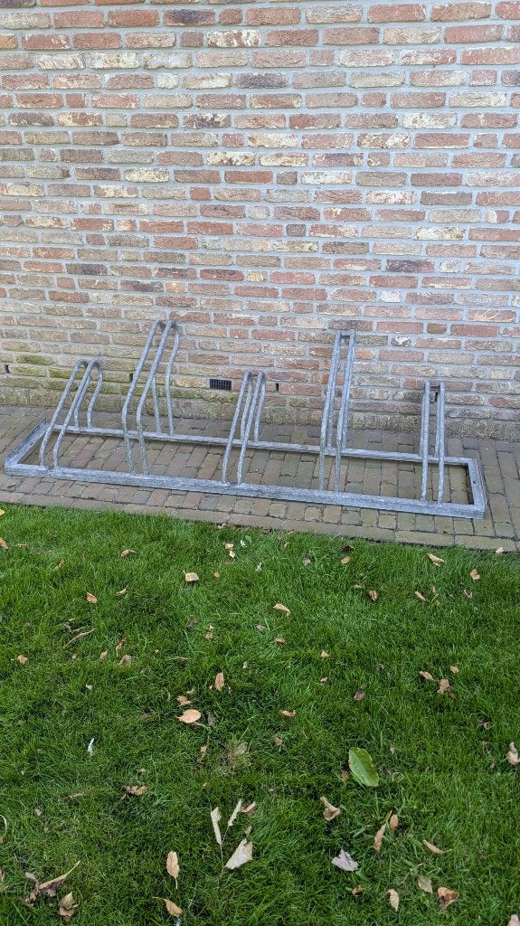 Fietsenrek 5 fietsen, Ophalen, Zo goed als nieuw