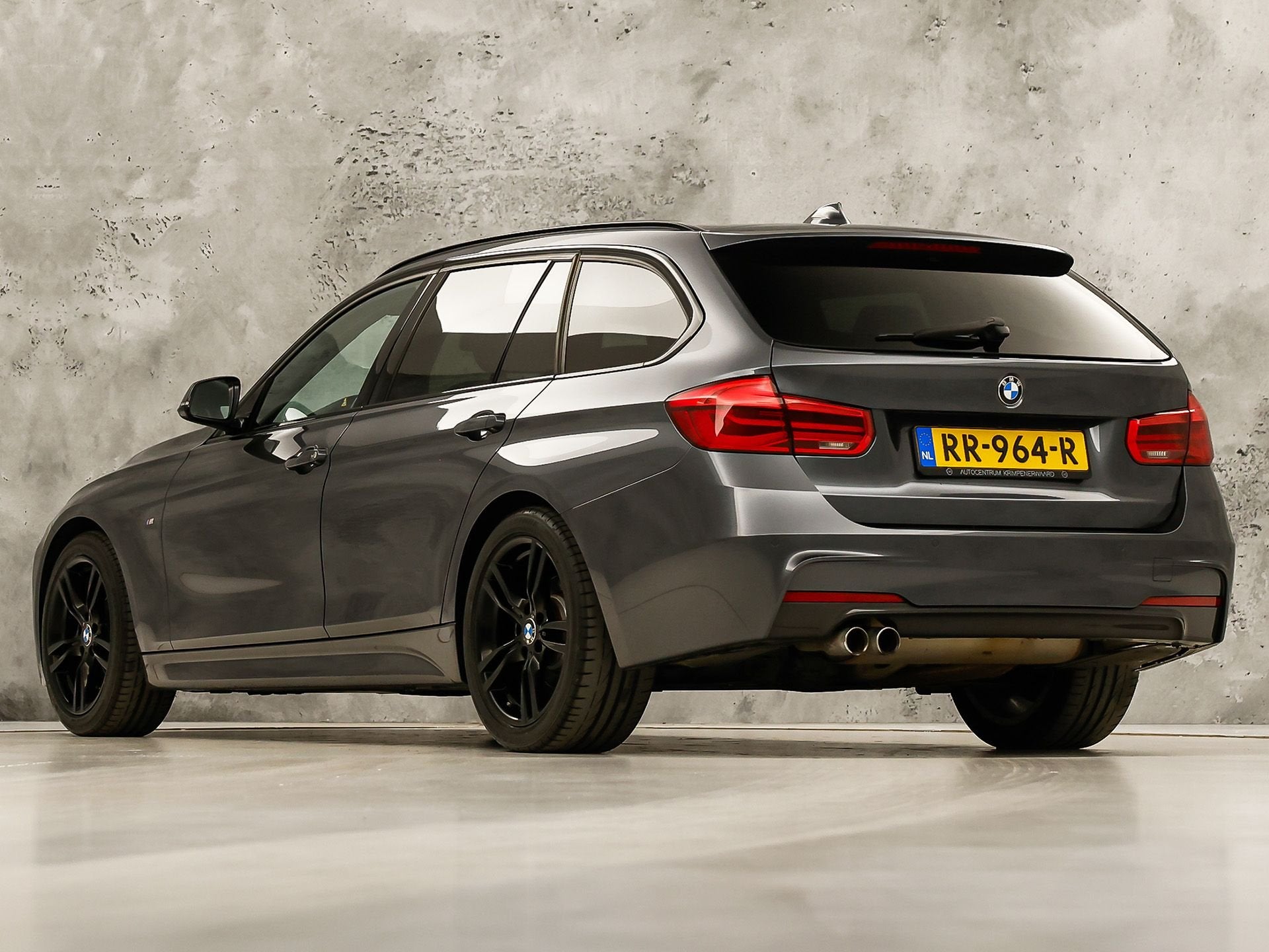 BMW 3 Serie 320i M Sport High Executive 184Pk Automaat (GROO, Auto's, Automaat, Achterwielaandrijving, 4 cilinders, 93 €/maand