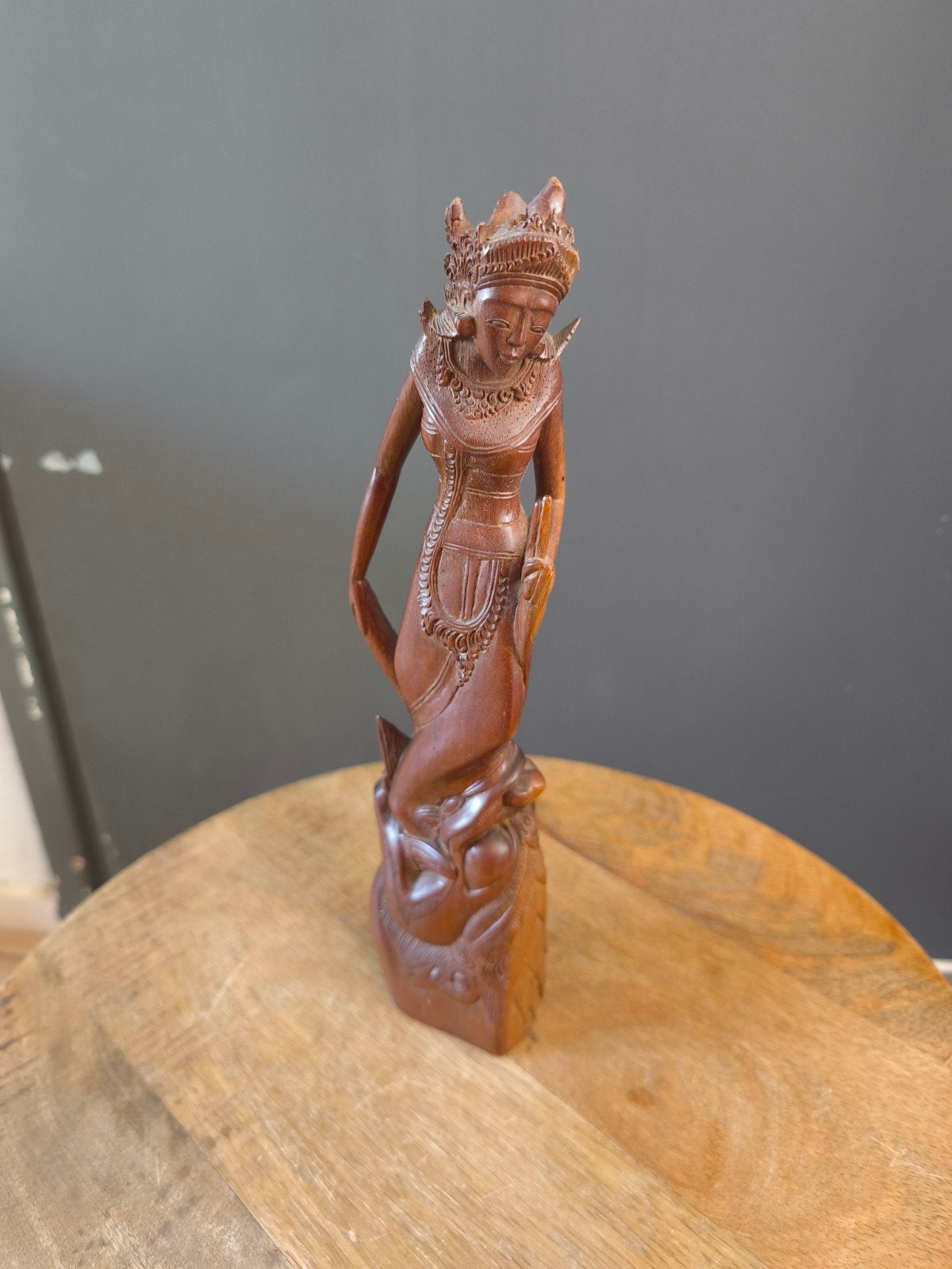 Antiek Indonesisch Houtsnijwerk - 30 cm hoog, Ophalen of Verzenden