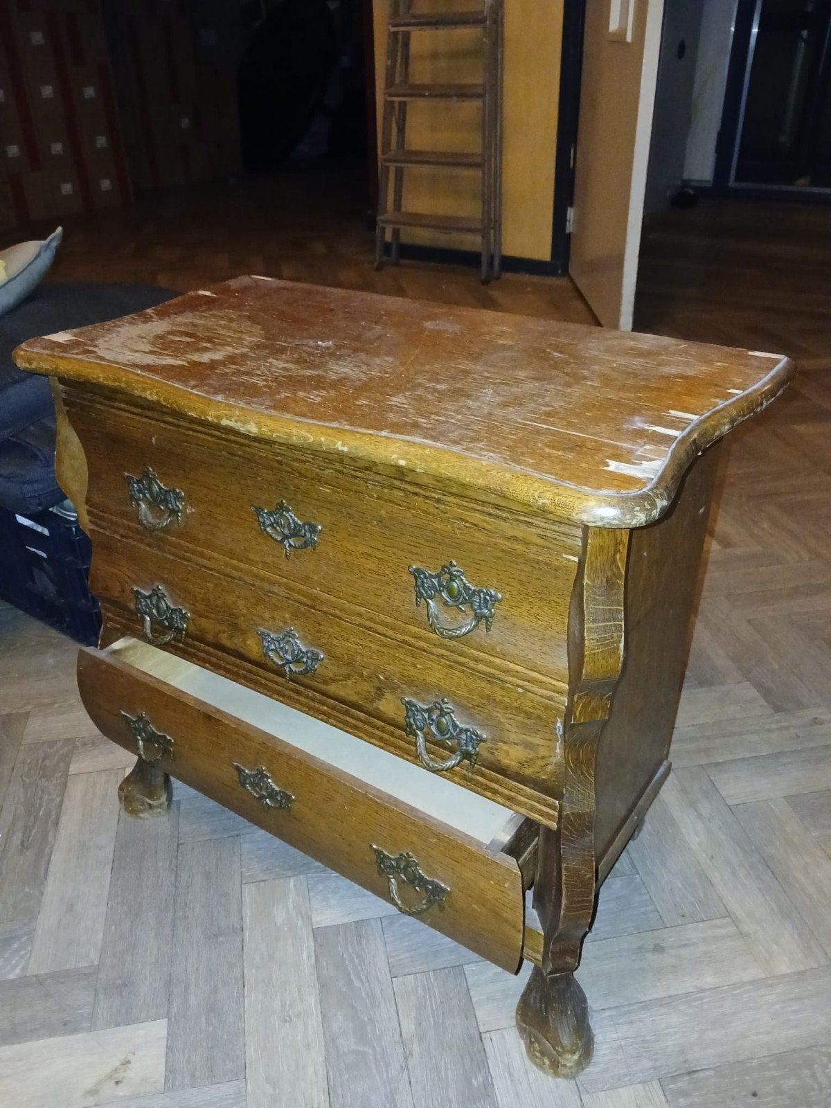 Antieke houten ladekast met 3 lades, Antiek en Kunst, Ophalen