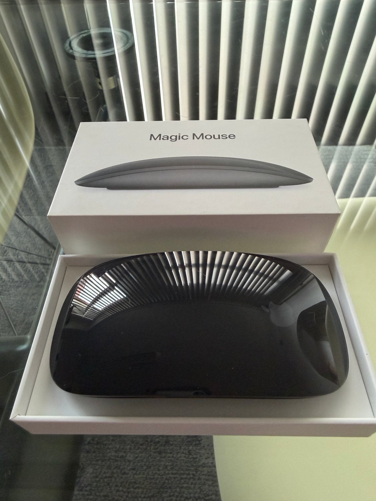 Apple Magic Mouse 2, Ophalen of Verzenden, Zo goed als nieuw, Apple