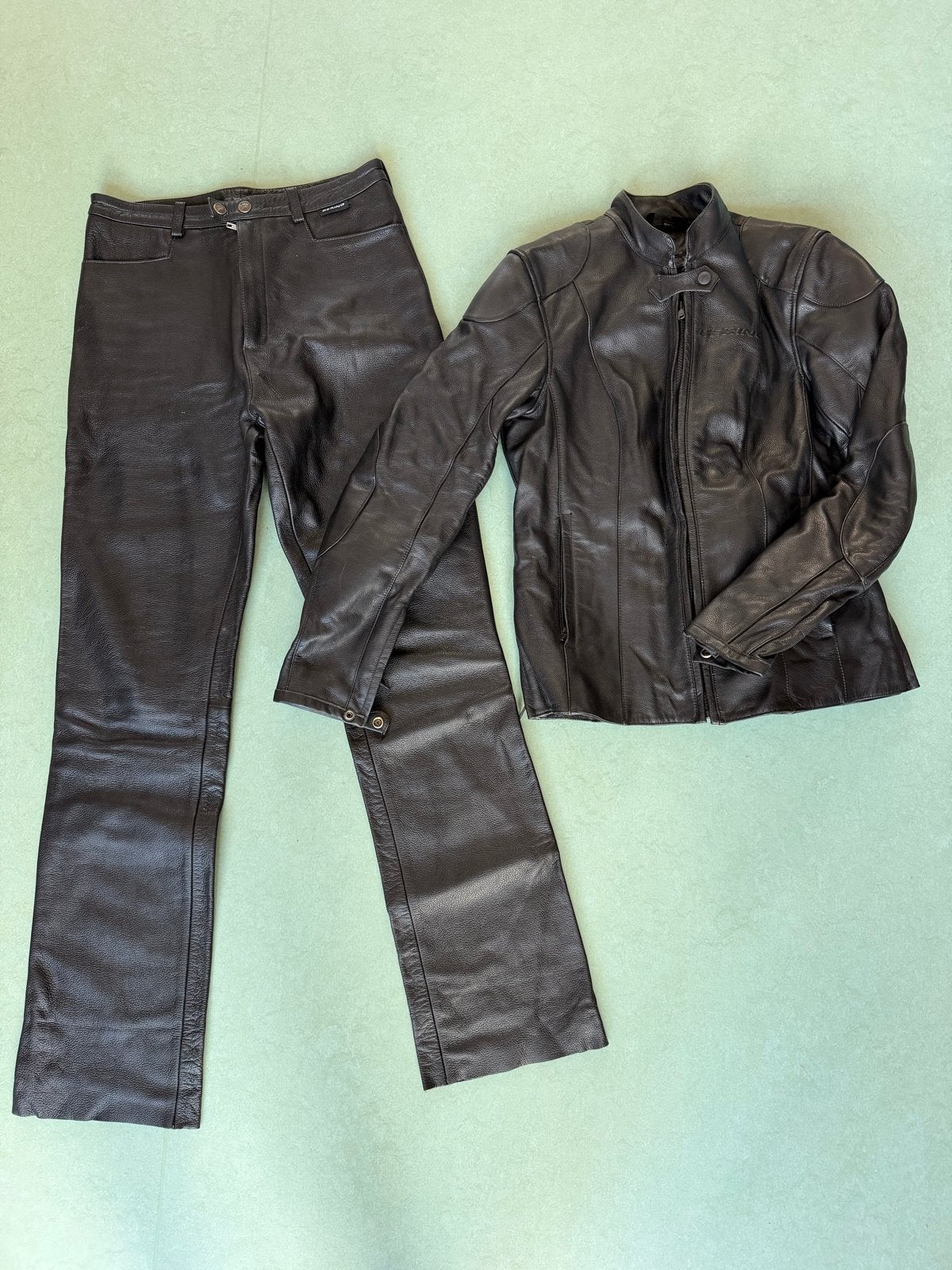 Bering leren dames motorpak (jas en broek) - Z.g.a.n., Motoren, Ophalen of Verzenden, Tweedehands, Dames, Jas | leer