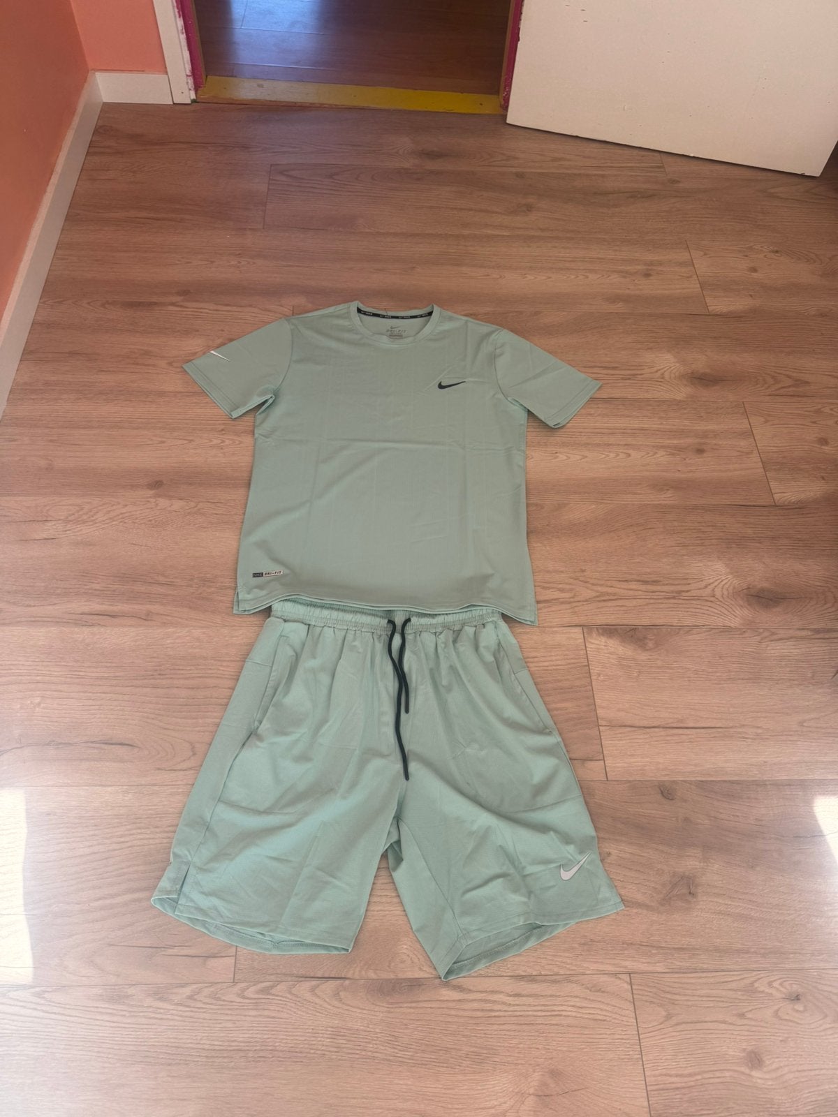 Nike zomersetje, Ophalen of Verzenden, Zo goed als nieuw, Maat 56/58 (XL)