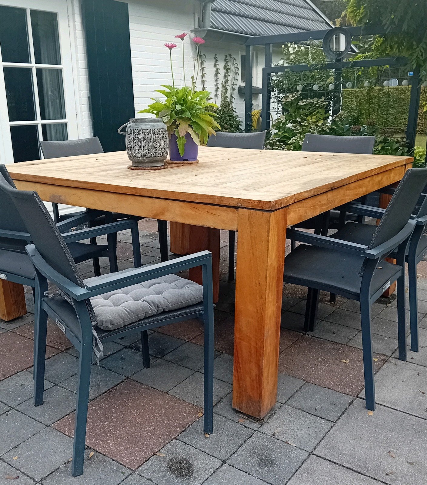 teak houten tafel 160 x 160 met 7 stoelen, Ophalen, Zo goed als nieuw, Veranda