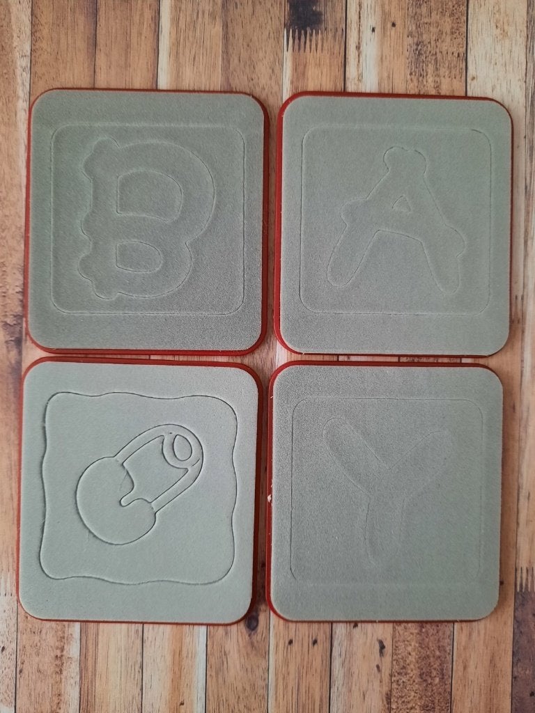 Sizzix, sizzlits 4 snijmallen, set Baby, Ophalen of Verzenden, Zo goed als nieuw, Kind, Pons of Mal