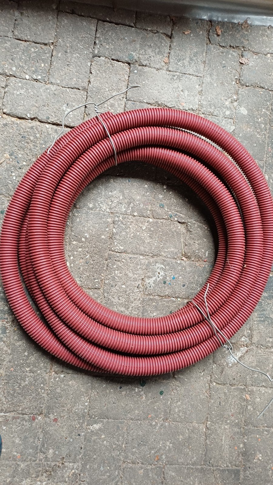 Mantelbuis wachtbuis kabelbeschermings buis 35mm rood, Doe-het-zelf en Verbouw, Elektra en Kabels, Ophalen of Verzenden, Nieuw
