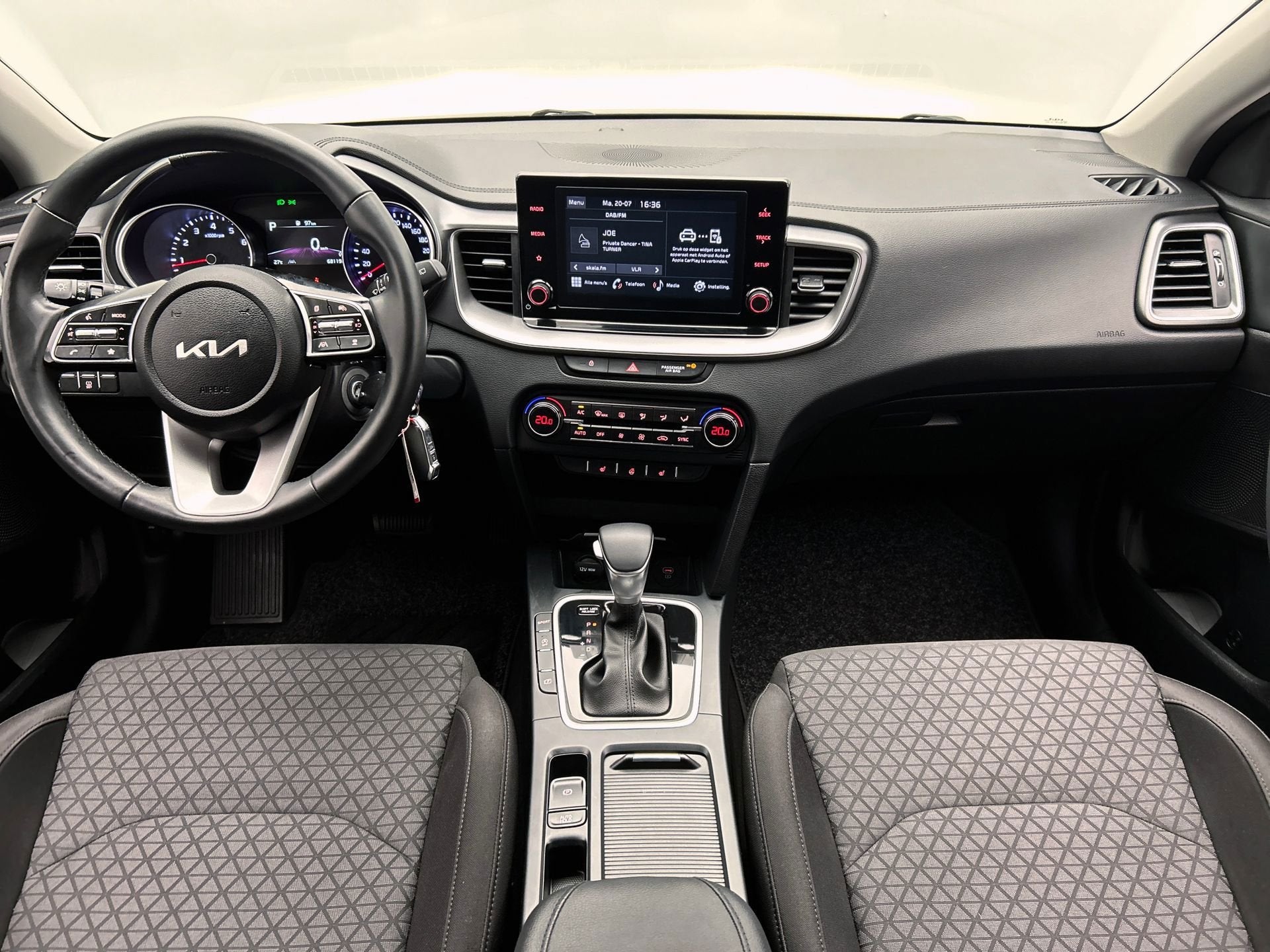 Kia Ceed Sportswagon 1.5 T-GDi Dynamicline | Fabrieksgaranti, Auto's, Stof, Gebruikt, Zwart, 4 cilinders