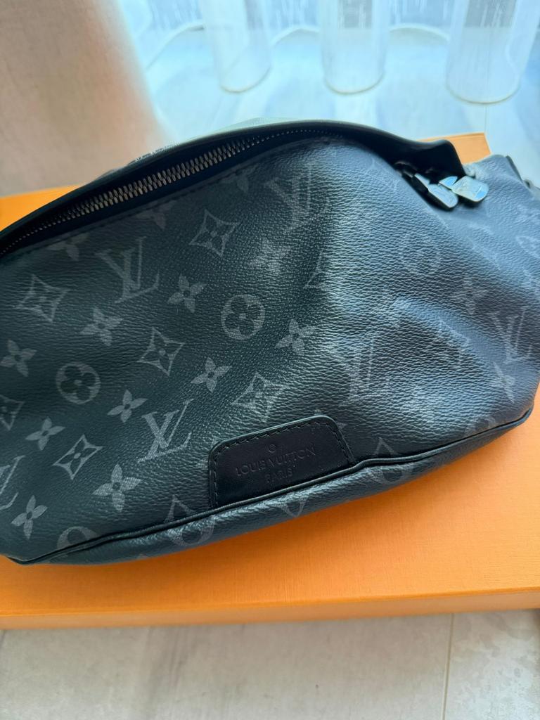 Louis Vuitton Discovery Bumbag, Ophalen of Verzenden, Zo goed als nieuw, Zwart