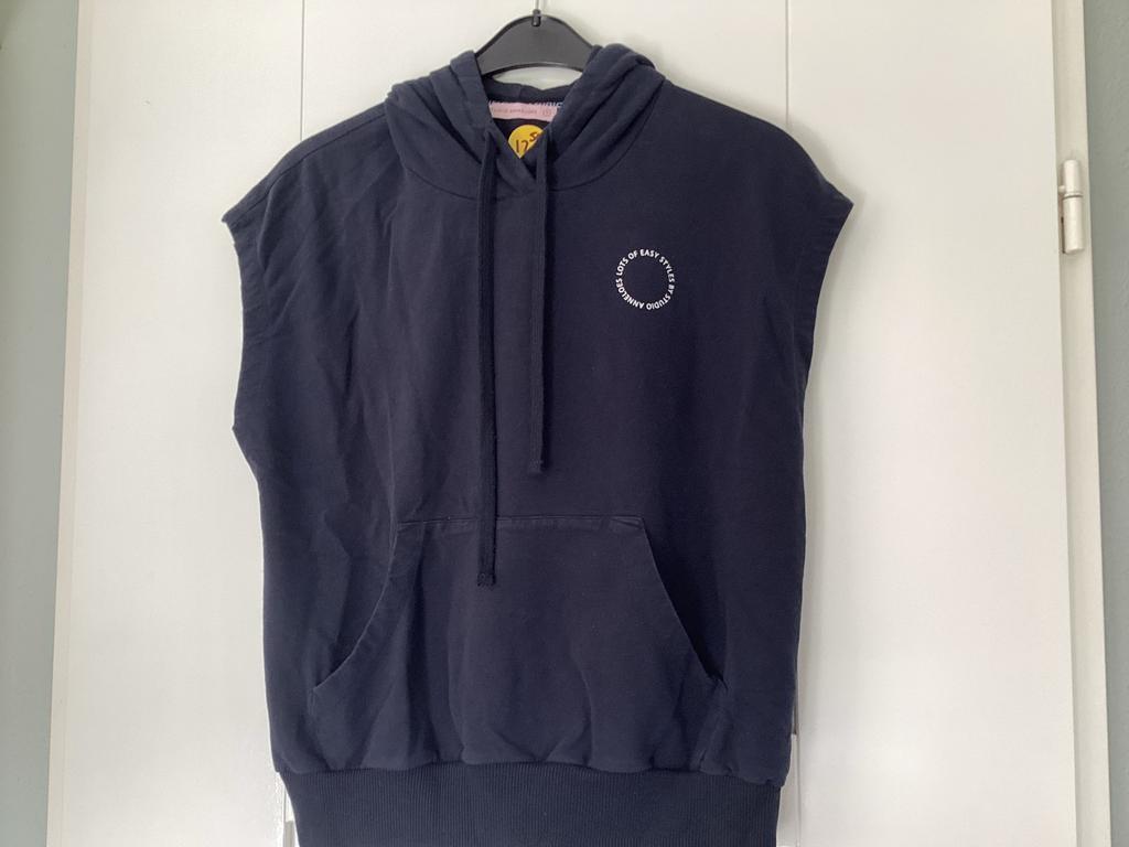 Spencer Studio Anneloes Maat M Donkerblauw Hoodie, Maat 38/40 (M), Blauw, Ophalen of Verzenden, Zonder mouw