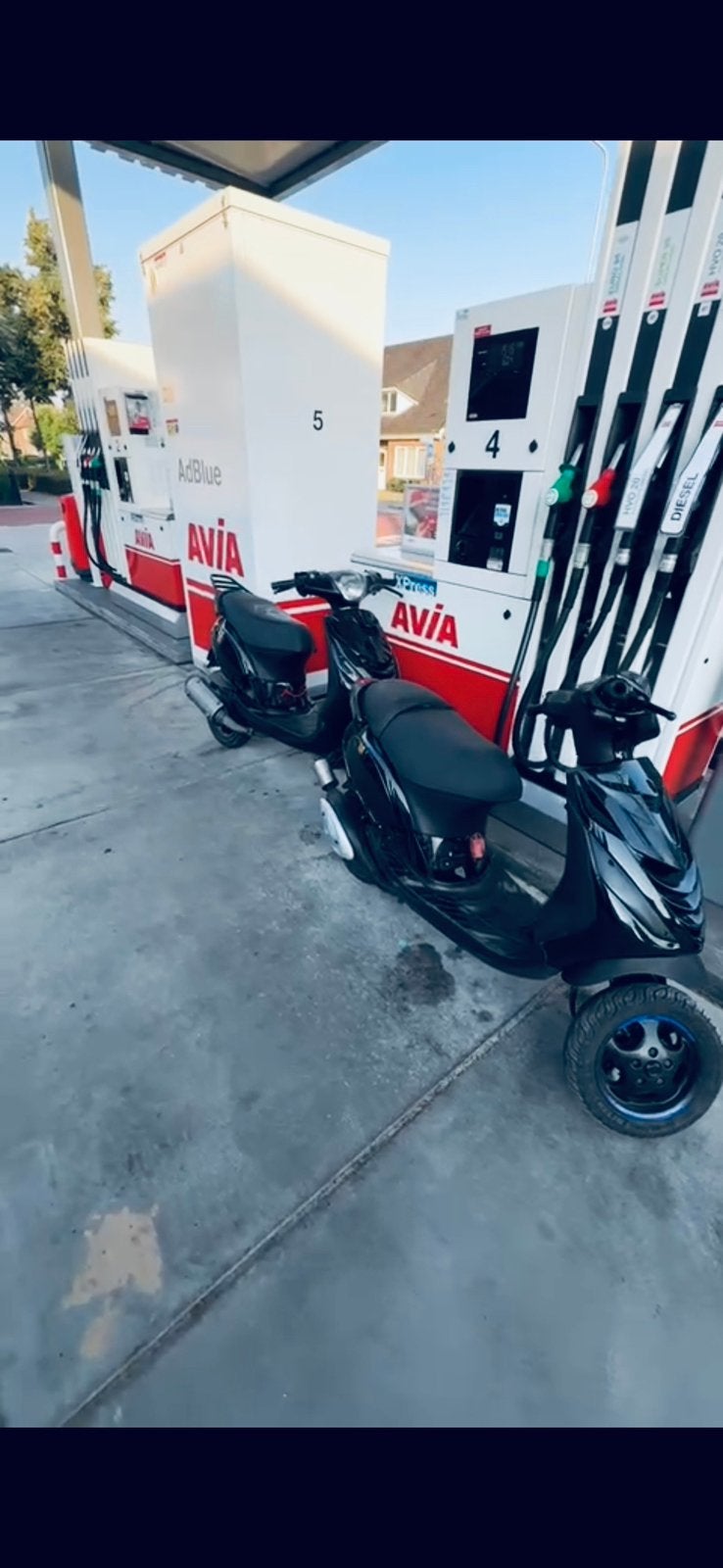 Zip 70cc op brom, Fietsen en Brommers, Scooters | Piaggio, Zo goed als nieuw, Zip, Tweetakt, Ophalen
