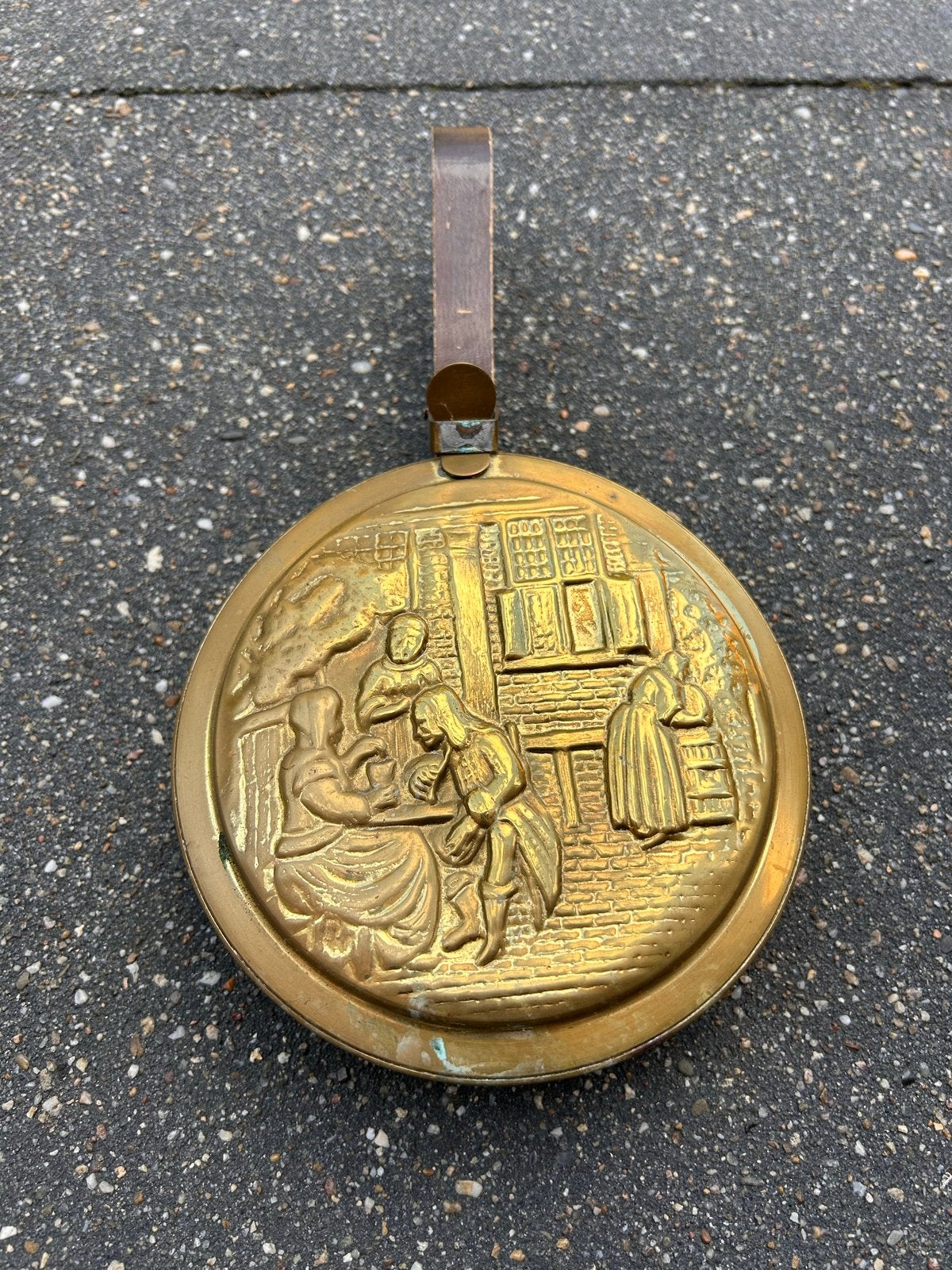 Koperen wanddecoratie pan met reliëf, Ophalen of Verzenden, Koper
