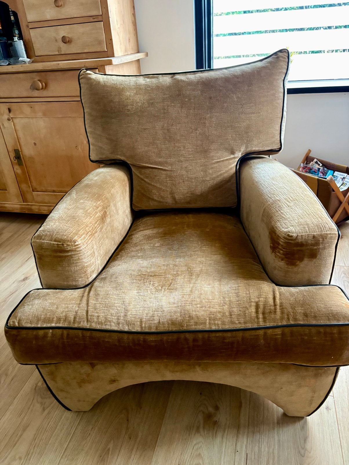 Exclusieve set handgemaakte fauteuil en poef Bart v Bekhoven, Ophalen, Zo goed als nieuw, 75 tot 100 cm, 50 tot 75 cm