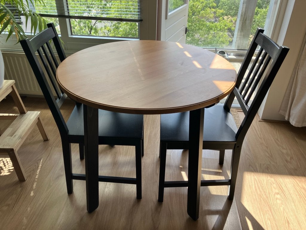 Nette ikea tafel met stoelen, Ophalen, Gebruikt, 50 tot 100 cm, Rond