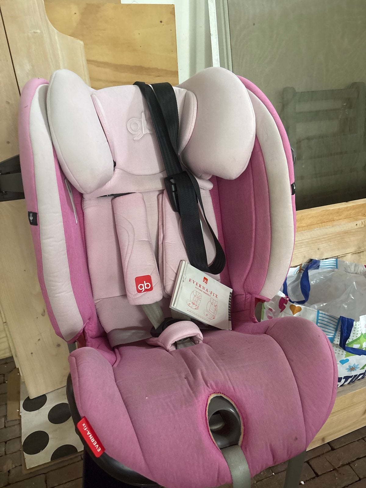 Gb Everna-Fix autostoel roze - 9-36 kg met Isofix, Gebruikt, Verstelbare rugleuning, 9 t/m 36 kg, Isofix