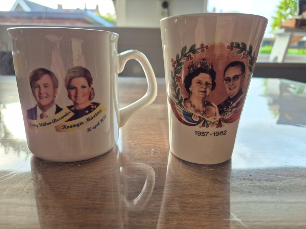 Koninklijke Oranje Mokken - Willem-Alexander & Juliana, Ophalen of Verzenden, Gebruikt, Nederland, Servies