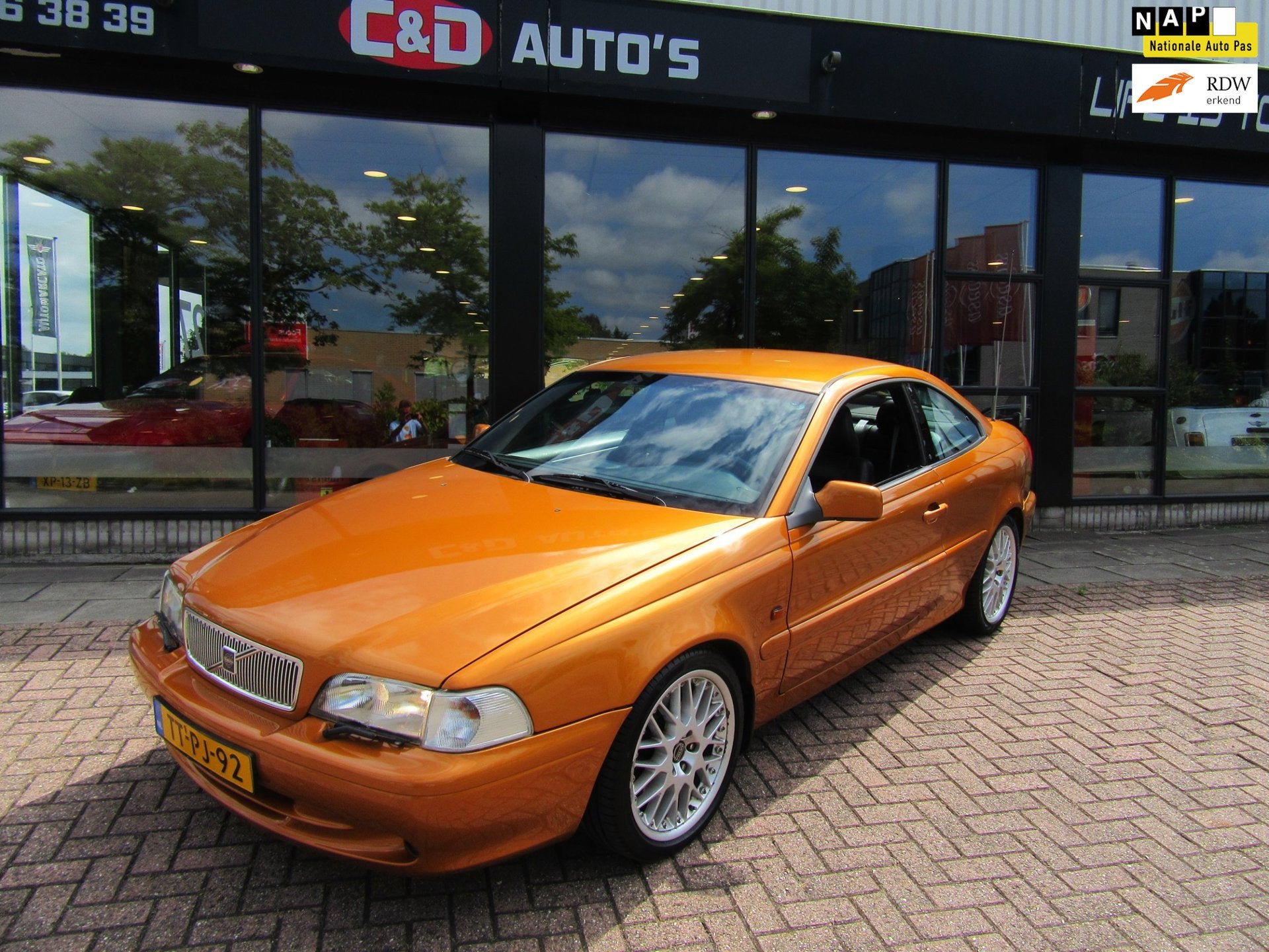 Volvo C70 Coupé 2.3 T-5 250PK 1998 UNIEK ORIG NL TOPSTAAT, Auto's, Volvo, C70, Gebruikt, Zwart, Overige kleuren