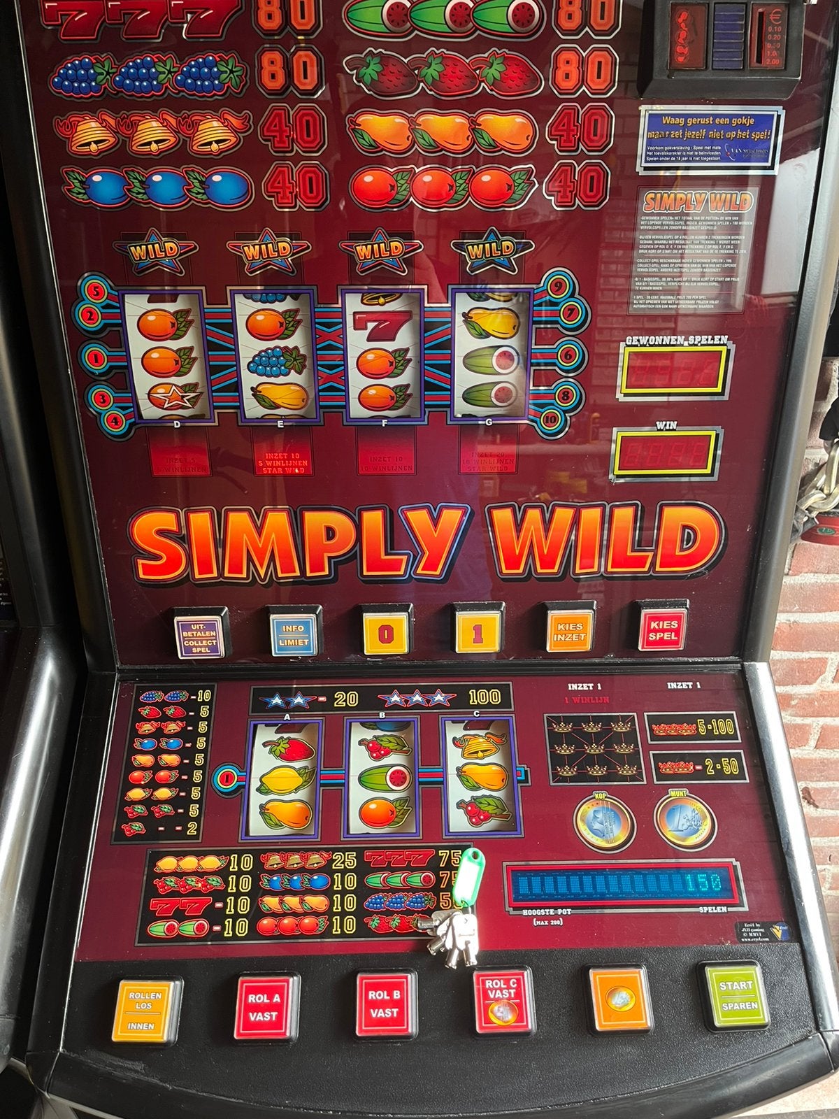 Simply wild gokkast fruitautomaat, Euro, Ophalen, Zo goed als nieuw, Met sleutels