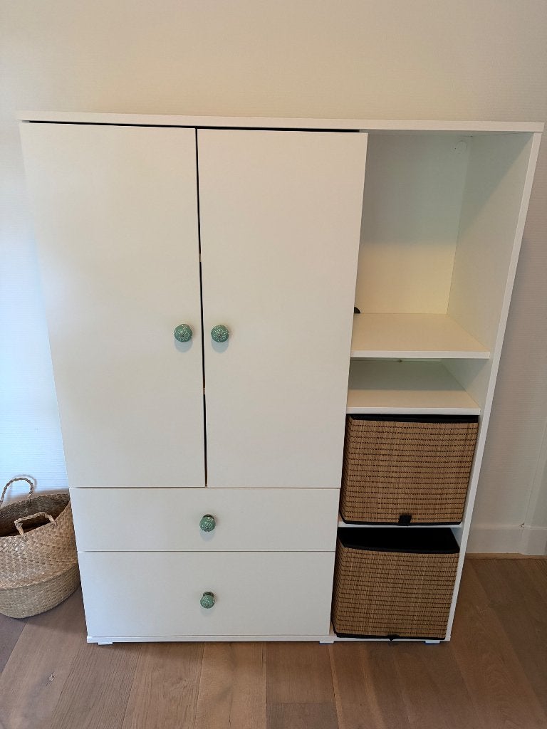 Ikea kast Vihals, Ophalen, 100 tot 150 cm, 100 tot 150 cm, Met lade(s)