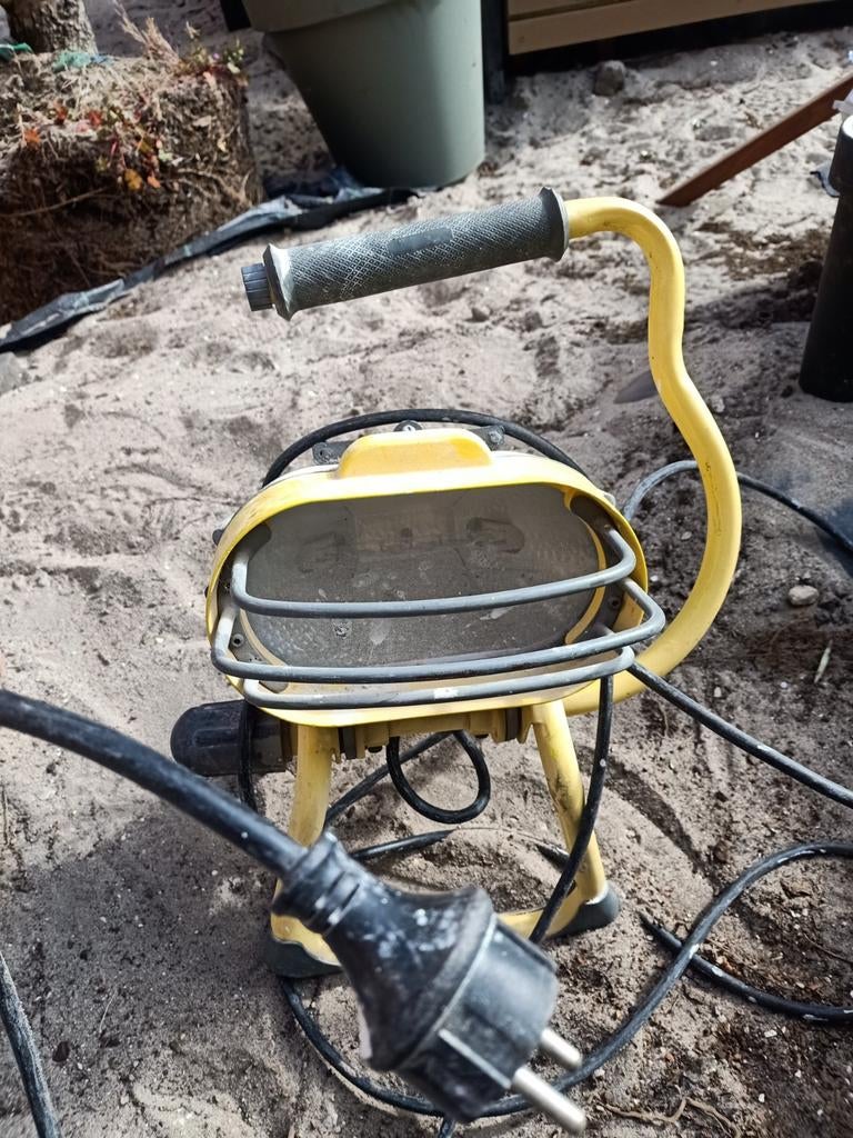 Gele Promax ALS-L19 Mobiele Bouwlamp met Handvat, Doe-het-zelf en Verbouw, Bouwverlichting, Ophalen, Gebruikt, Met statief, Lamp met armatuur