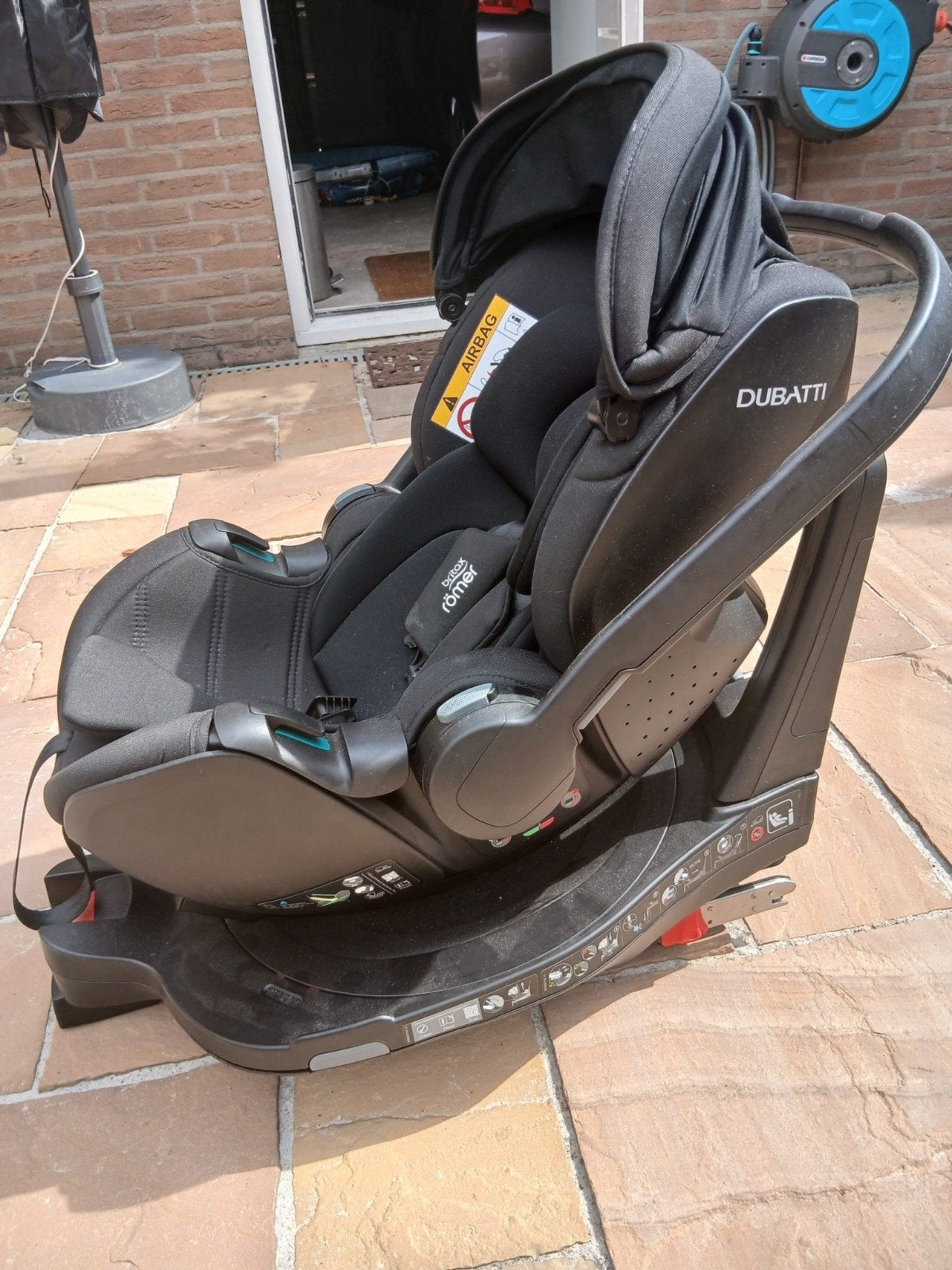 Dubatti autostoel  - Zo goed als nieuw, Kinderen en Baby's, Autostoeltjes, Ophalen, Romer, Verstelbare rugleuning, Zo goed als nieuw