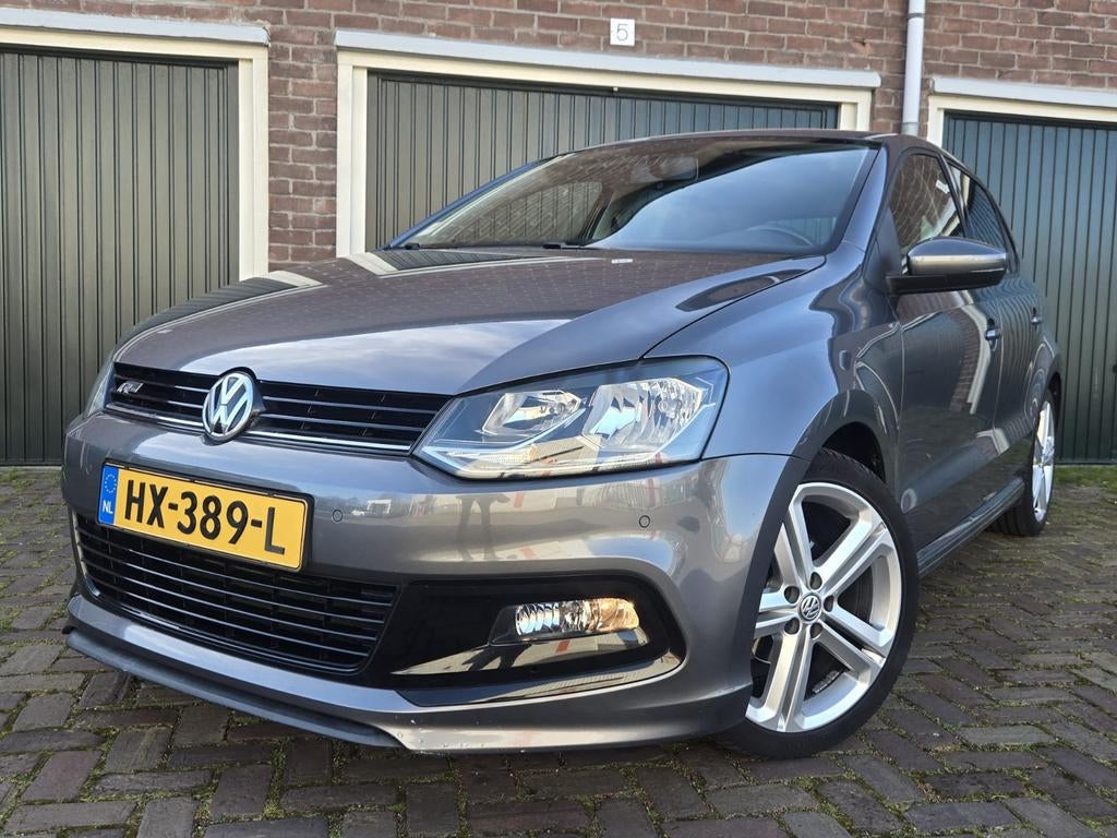Volkswagen Polo 1.2 TSI / R-Line, Auto's, Stof, 40 €/maand, Euro 6, 4 cilinders