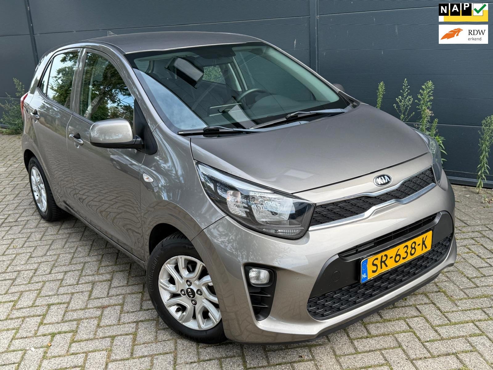 Kia Picanto 1.0 CVVT ComfortPlusLine Navigator/Navi/Camera/A, Voorwielaandrijving, Gebruikt, Euro 6, 4 stoelen
