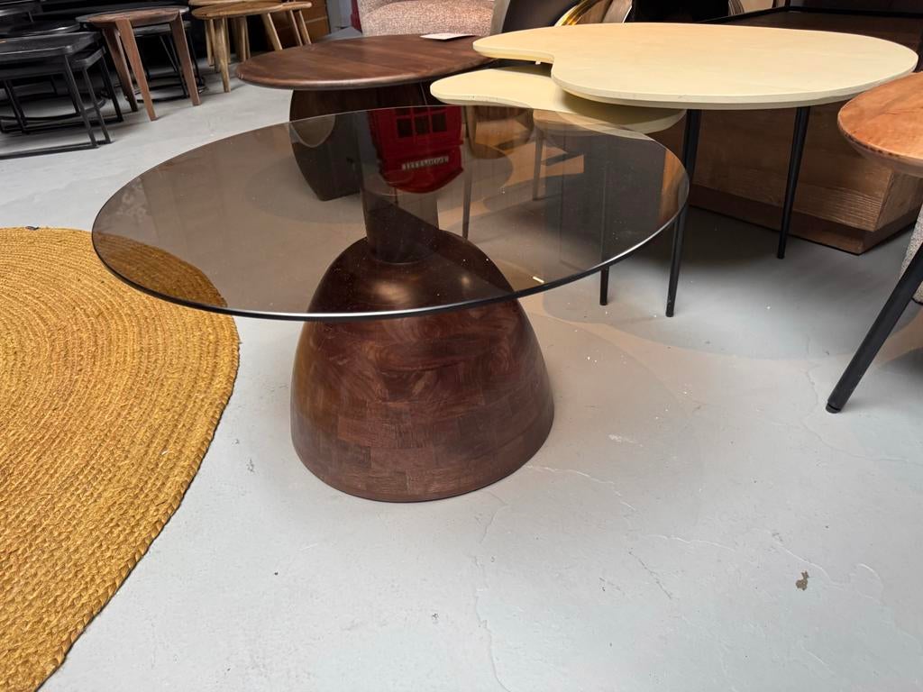 Salontafel met glazen blad en houten voet Glas 78 cm € 119, Ophalen, Rond, 50 tot 100 cm, Glas
