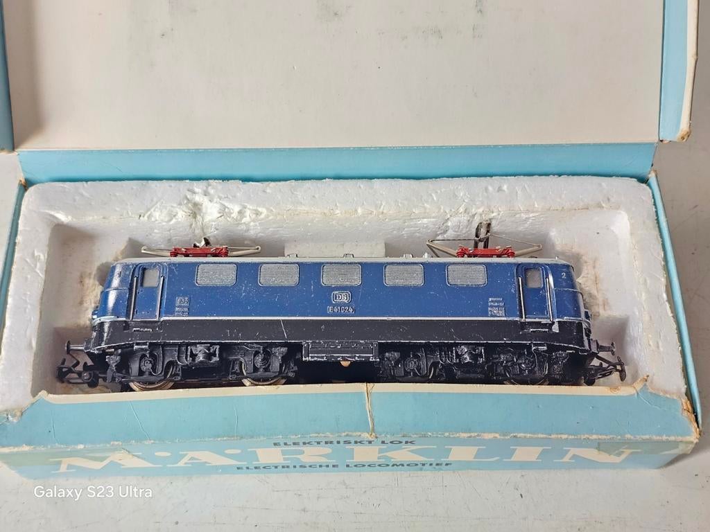 Modeltrein Ho marklin 3034 E10 lokomotief in doos, Ophalen of Verzenden, Wisselstroom, Wagon, Märklin