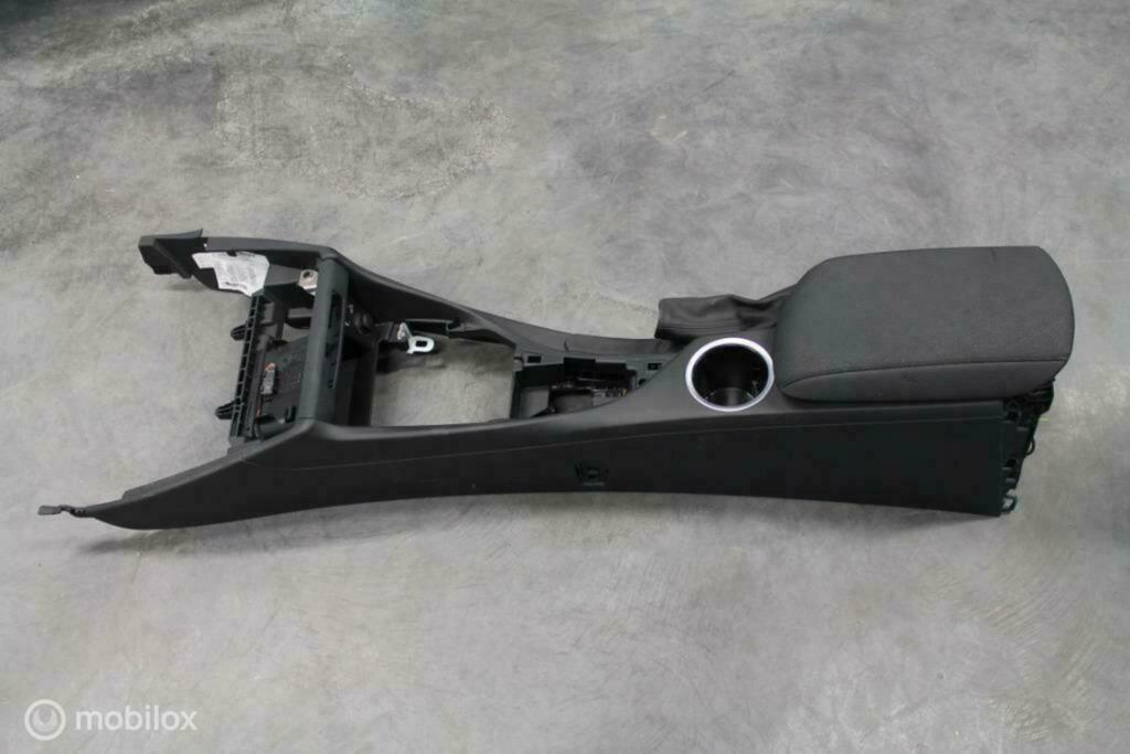 Middenconsole right hand drive BMW X1 E84 (2008-heden)