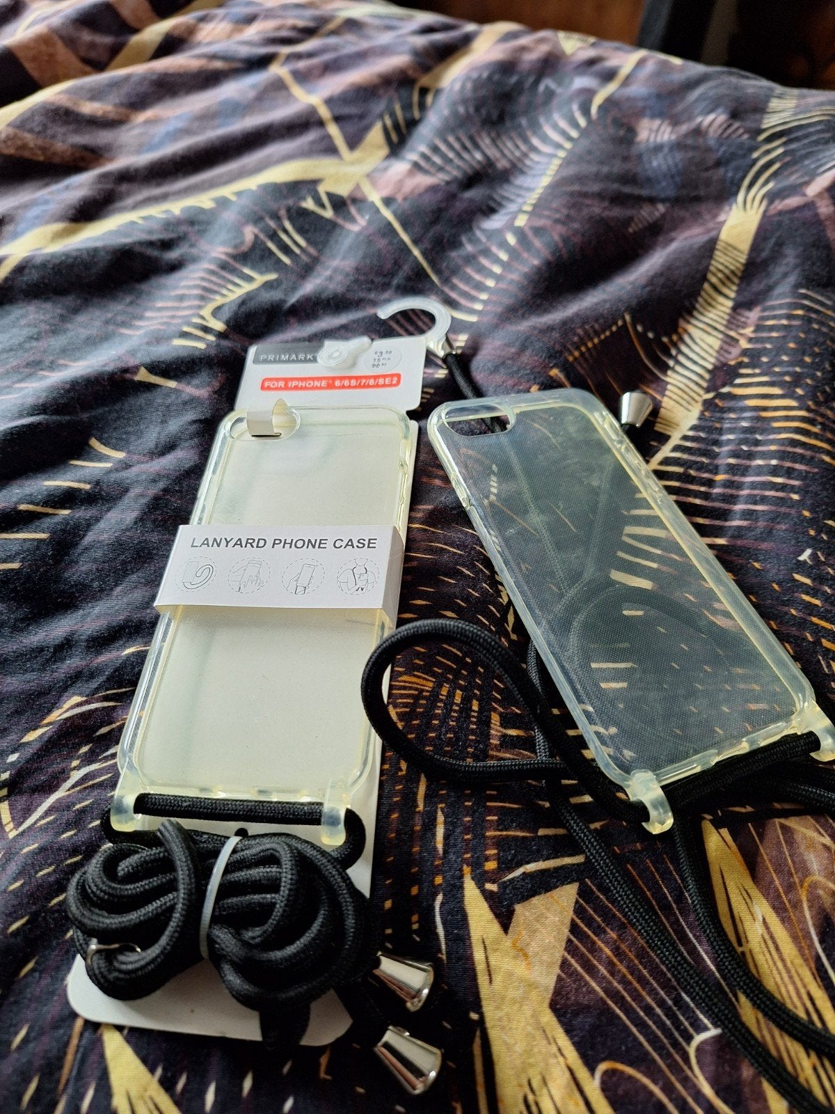 Primark Lanyard Telefoonhoesje voor iPhone 6/6S/7/8/SE2, Telecommunicatie, Mobiele telefoons | Hoesjes en Frontjes | Apple iPhone