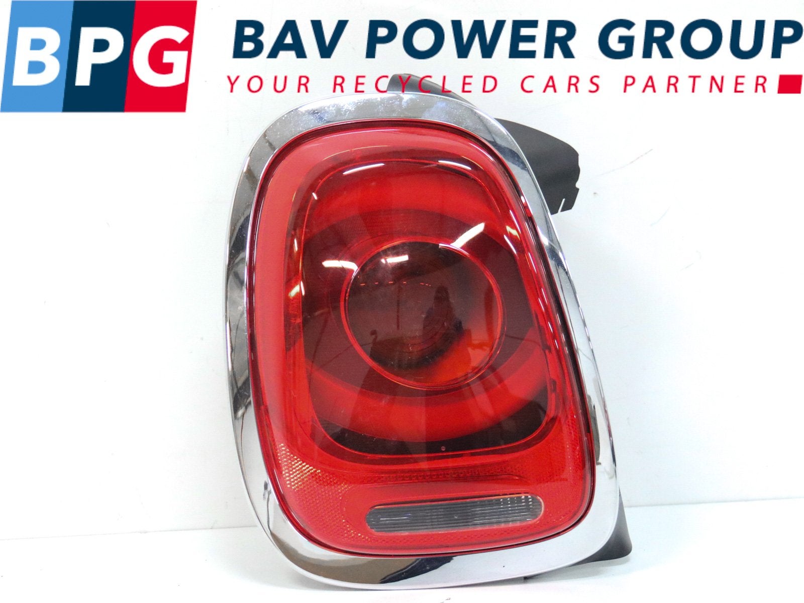 ACHTERLICHT LINKS LED Mini Mini (F56) (63-21-7297413), Gebruikt, Mini, Petuelring 130
80809  München, DE, Minikundenbetreuung@mini.de