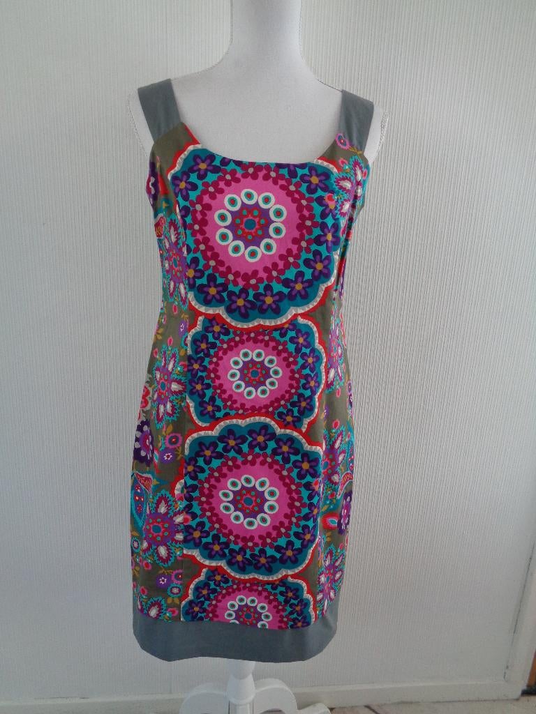 trucco maat 42 valt als 36/38 oksel tot oksel 44 cm, Trucco, Ophalen of Verzenden, Zo goed als nieuw, Knielengte