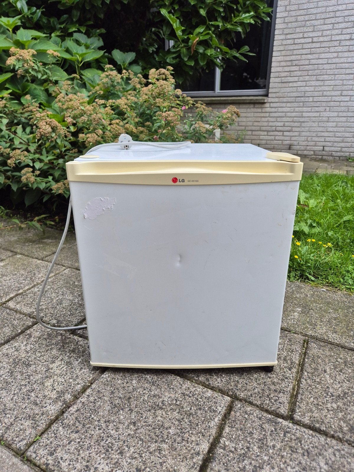 LG GC051SS minikoelkast, Witgoed en Apparatuur, Ophalen, Gebruikt, Minder dan 60 cm