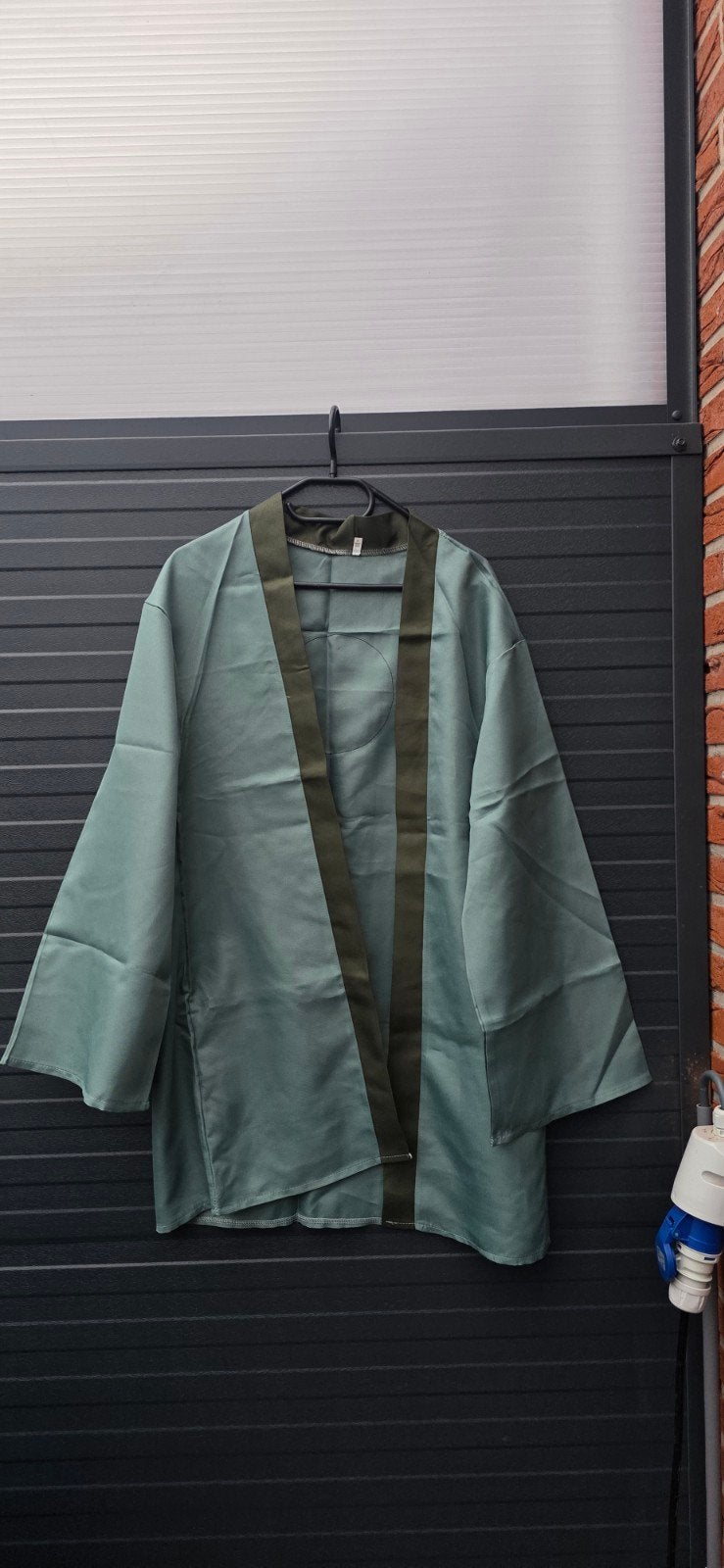 Naruto Cosplay Jas - Groen met rood symbool - Maat 2XL, Verzenden, Zo goed als nieuw, Bovenkleding