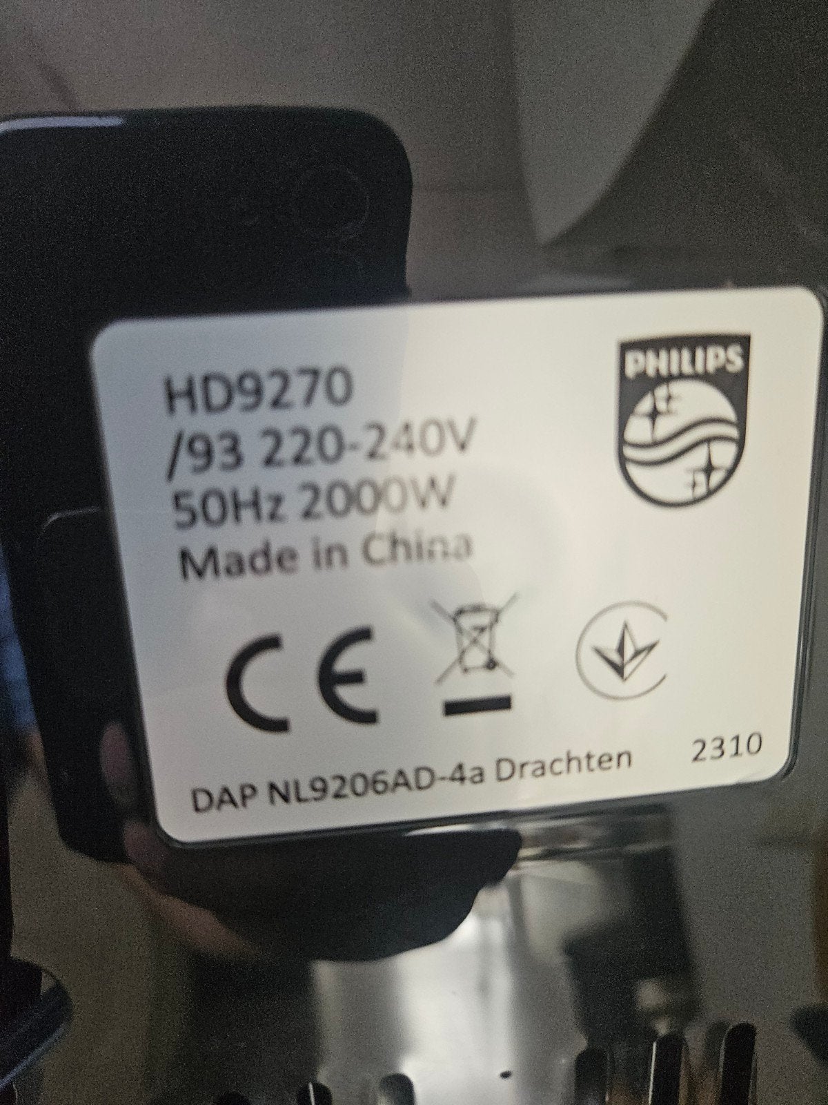 Foto 5 van Philips Airfryer HD9270 - Defect voor onderdelen
