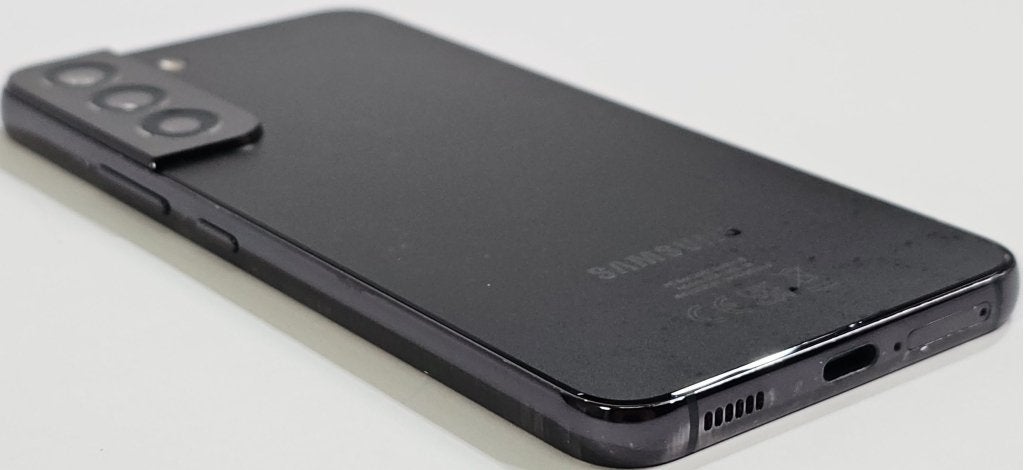 Foto 2 van Samsung Galaxy S22 - 128GB - Phantom Black - 5G | 2dehands