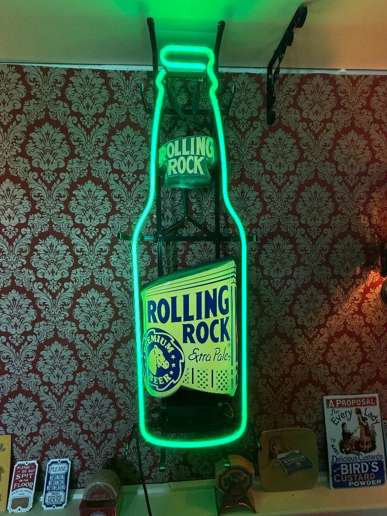 Rolling rock Neon reclame lichtbak geen emaille lamp, Verzamelen, Merken en Reclamevoorwerpen, Ophalen, Gebruikt, Lichtbak of (neon) lamp