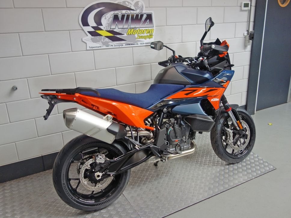 KTM 890 SMT, 2 cilinders, KTM, Motorrijbewijs A, Onbekend